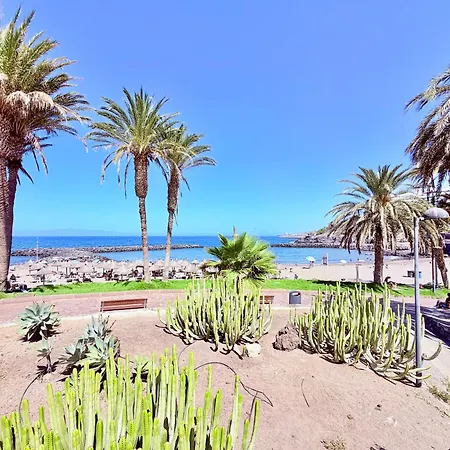 Victoria Beachfront 1, Location Americas *